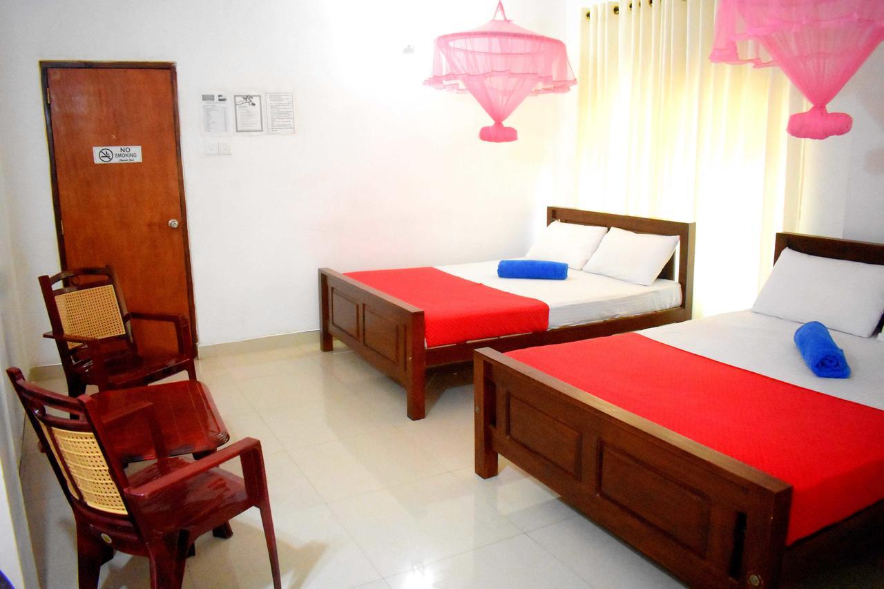 Lion Rest Hotell Anuradhapura Eksteriør bilde